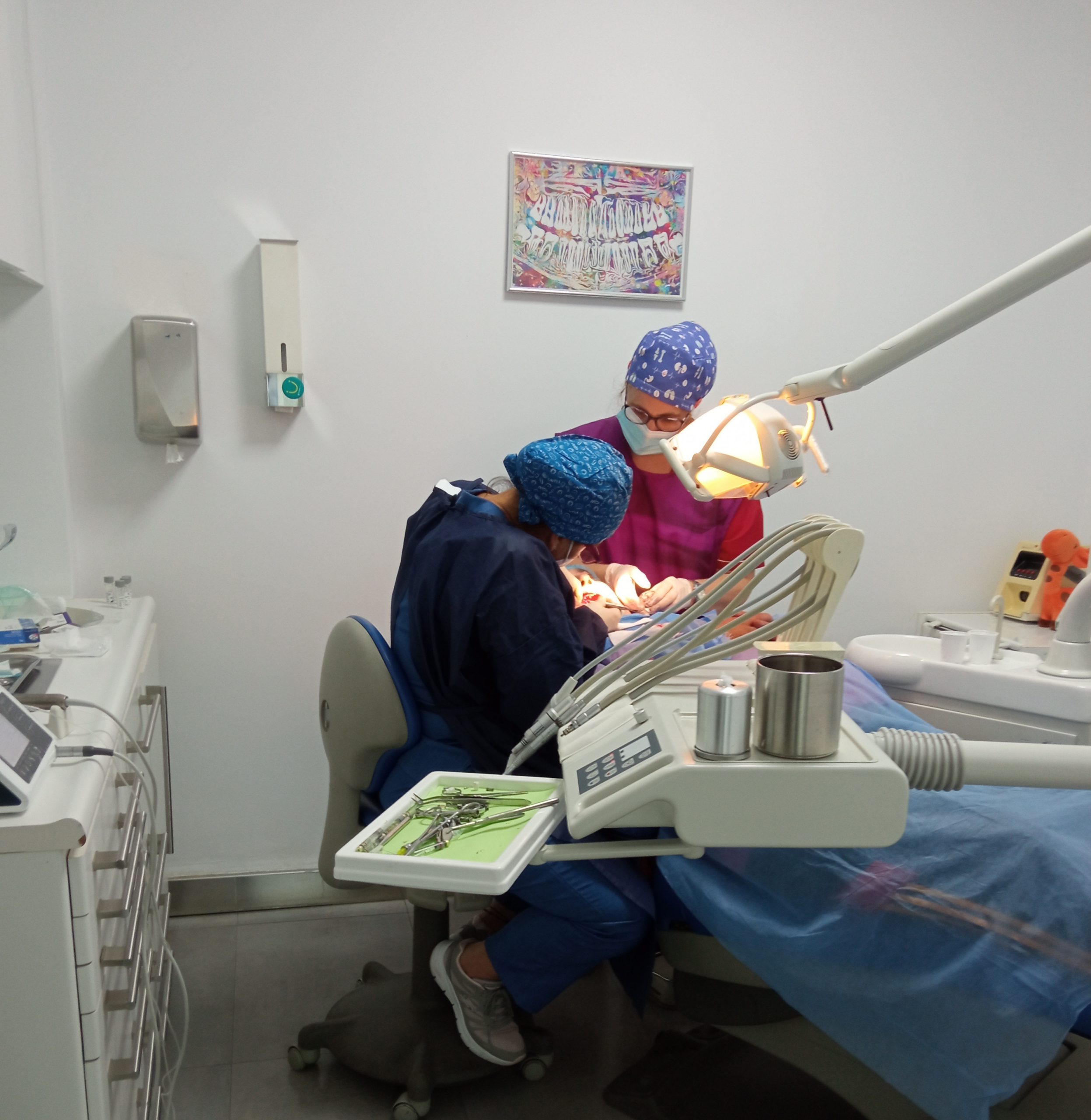 dentistas en Carabanchel - implantologia