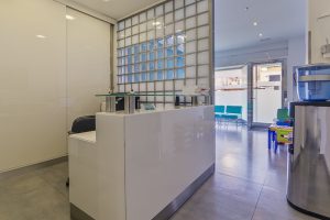 dentista en Carabanchel - entrada