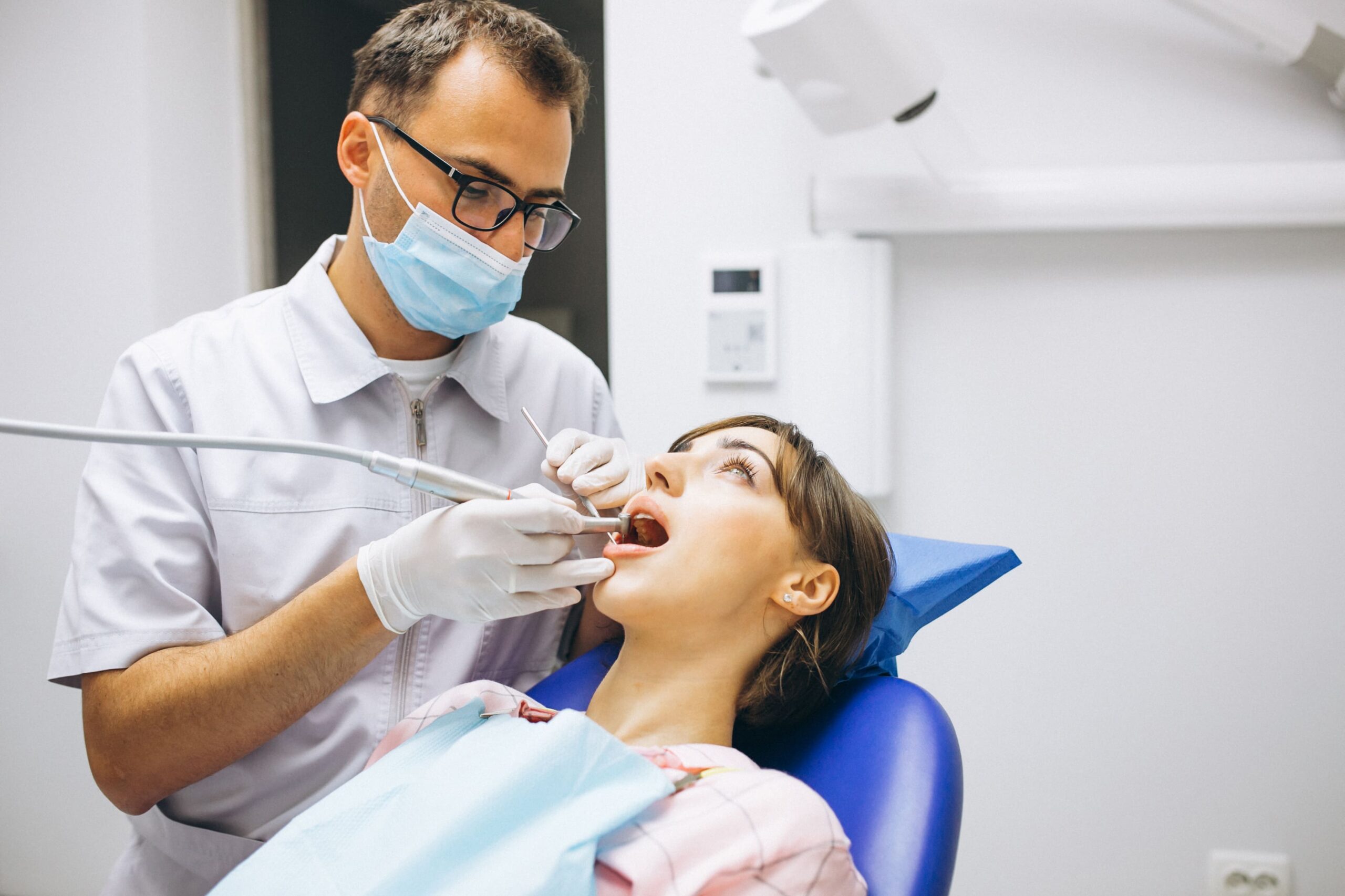 clinicas dentales carabanchel - detectando problemas a tiempo